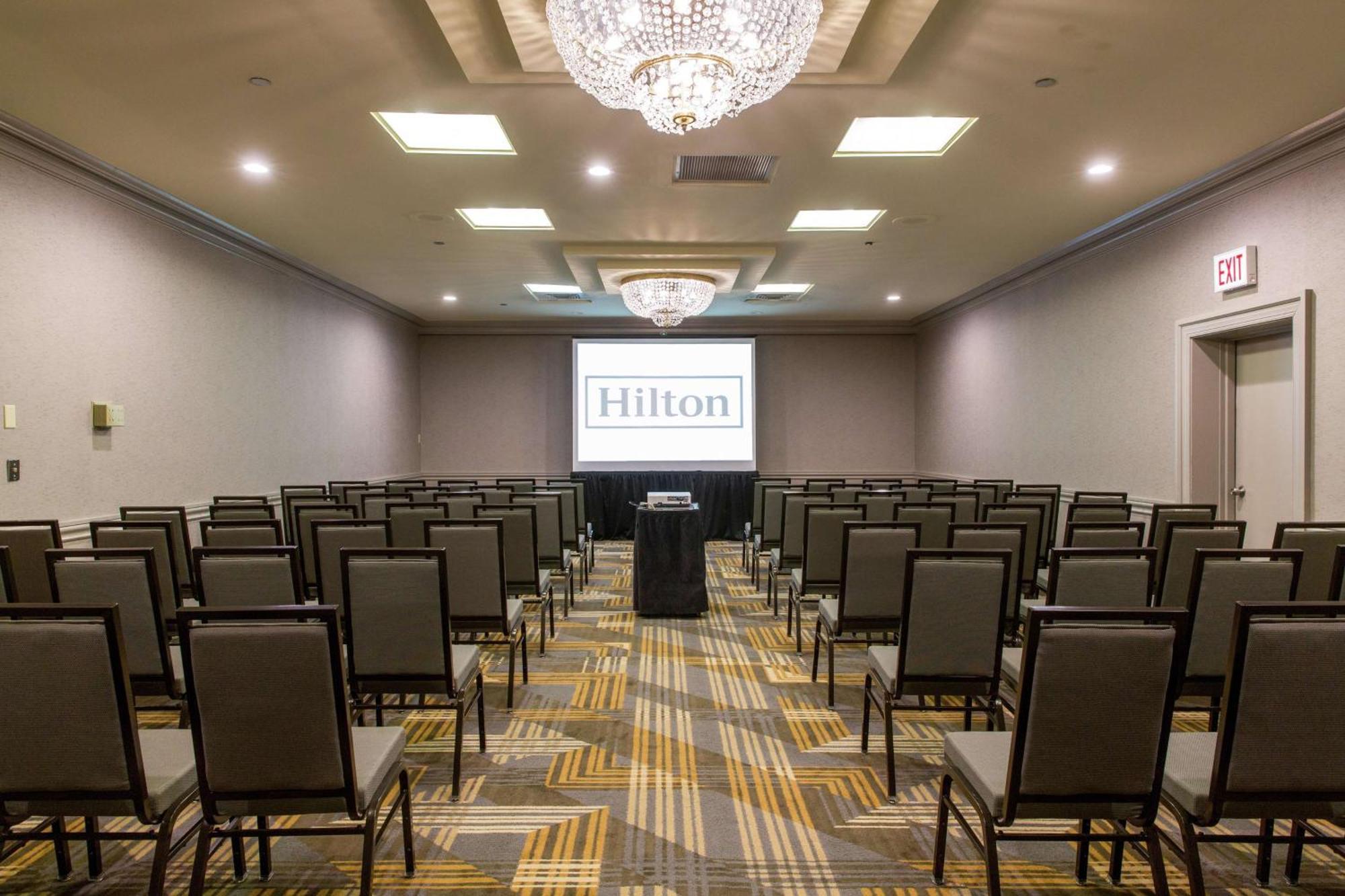Hilton Chicago/Oak Lawn Exterior foto